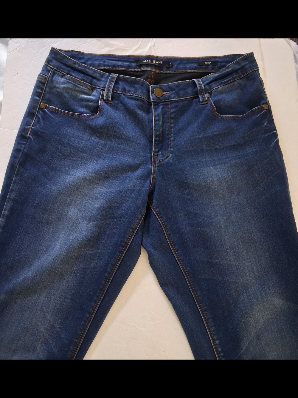 Max Jeans Women's Dark Blue Cropped Jeans
